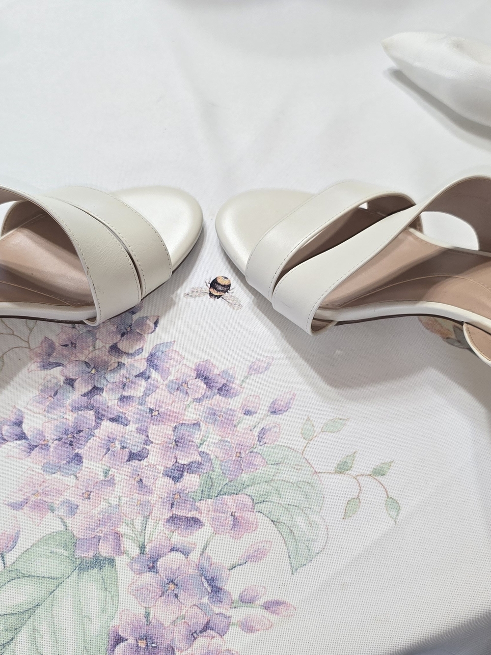 COLE HAAN Women's Cream Slingback Block Heel Sandals - Picture 4 of 5